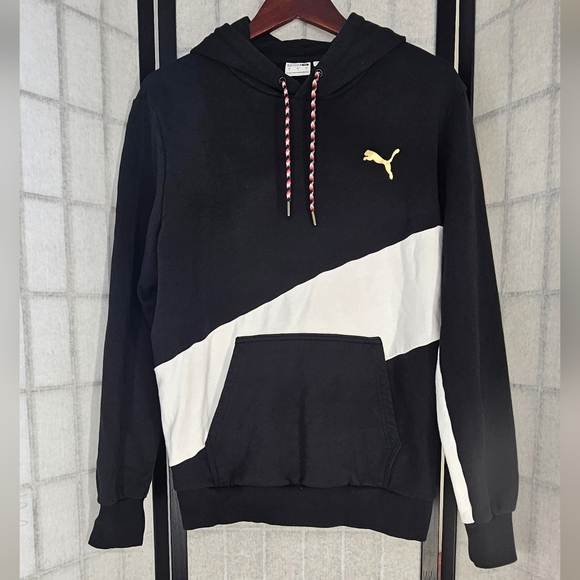 Puma Black and White Hoodie with Gold Accent Size Large - Picture 1 of 6